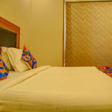 Fabhotel Illam Hospitality Chennai Exterior foto