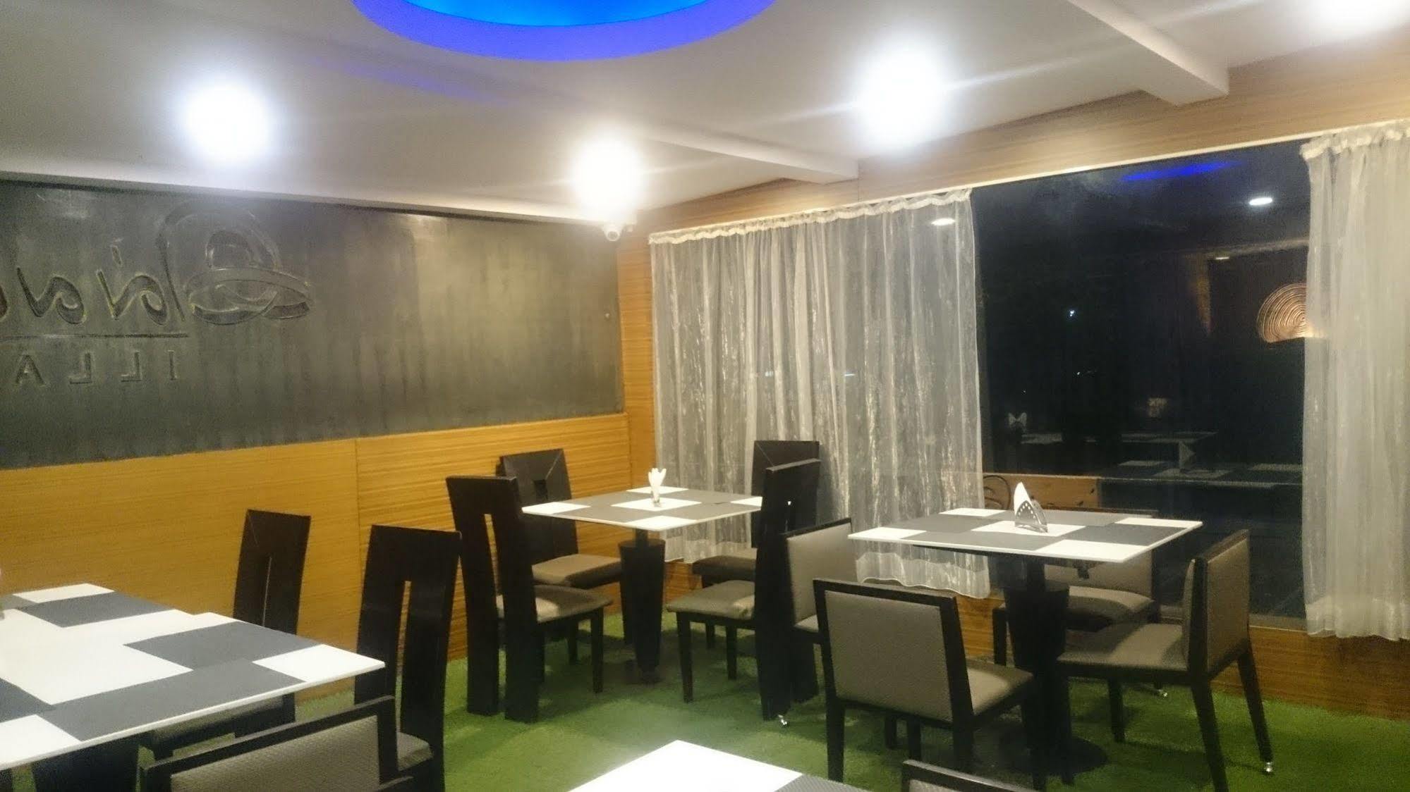 Fabhotel Illam Hospitality Chennai Exterior foto